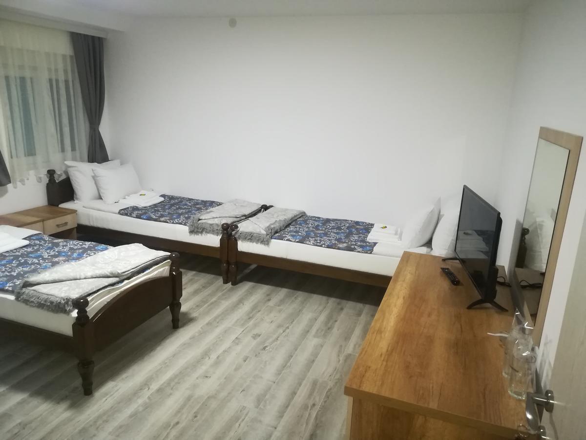 Karavan 123 Raska Bagian luar foto
