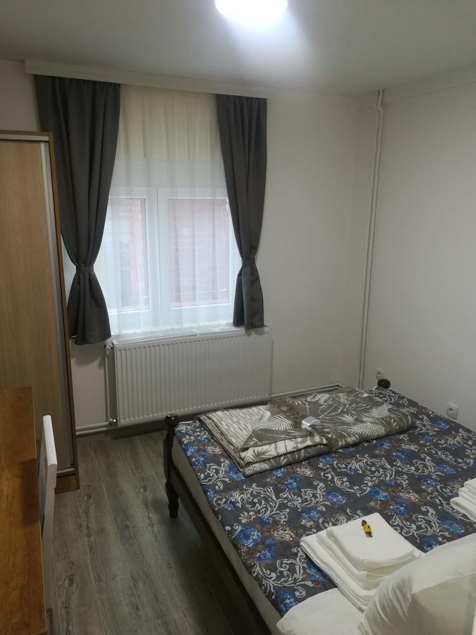 Karavan 123 Raska Bagian luar foto