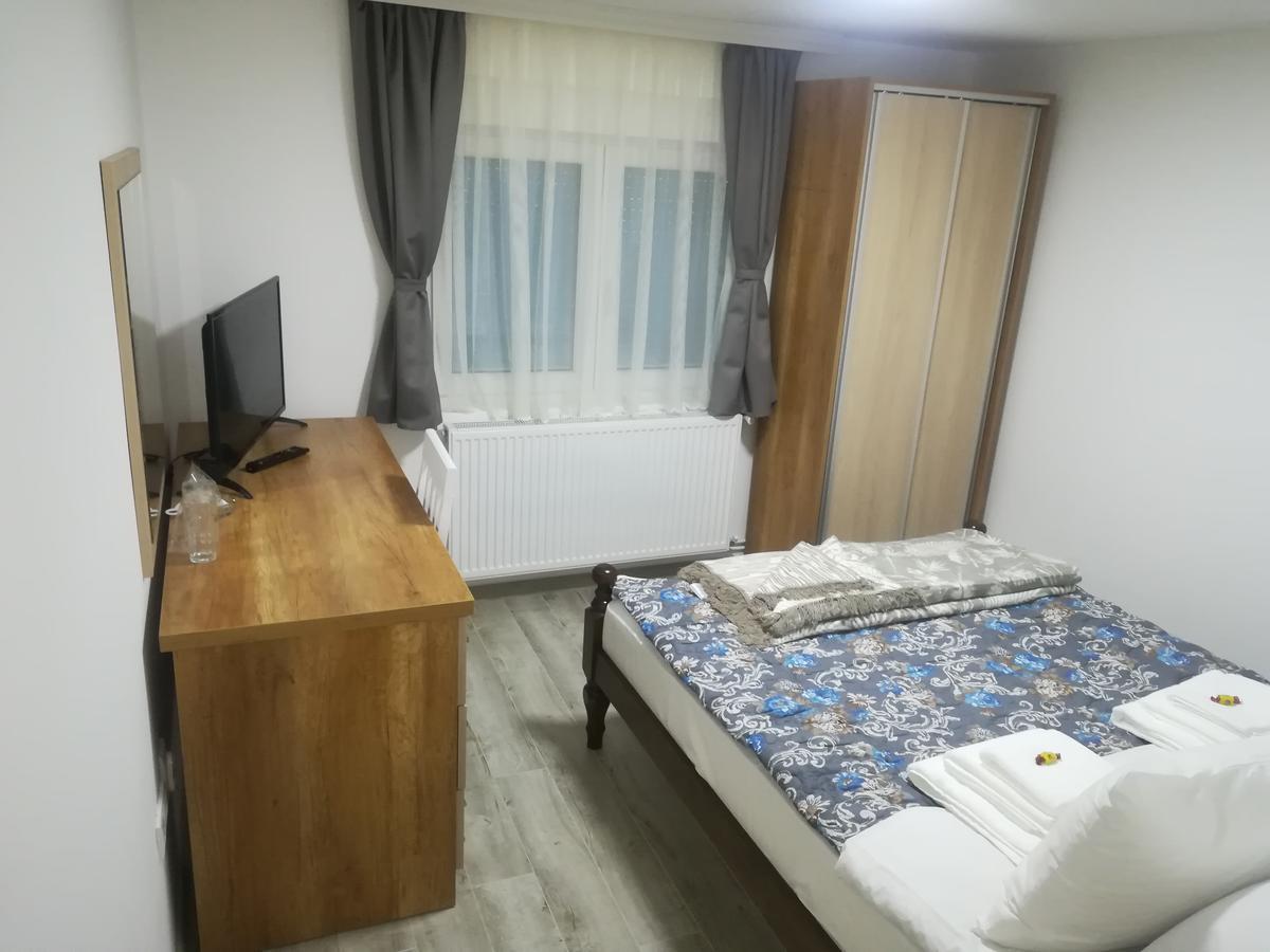 Karavan 123 Raska Bagian luar foto
