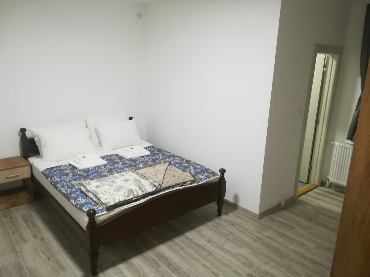 Karavan 123 Raska Bagian luar foto